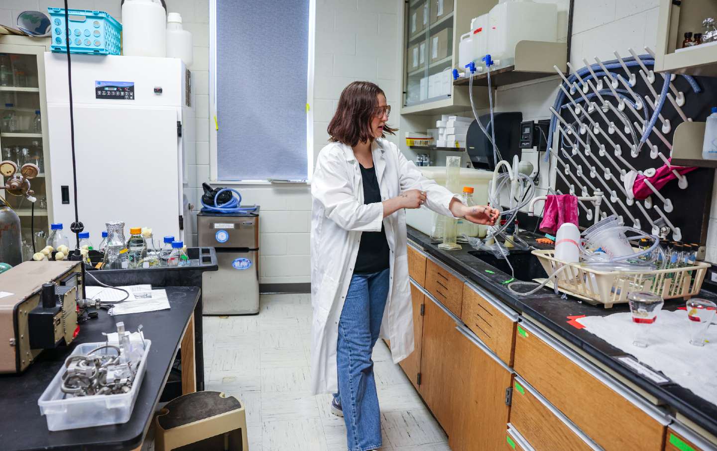 Ellie Wilmarth in a lab at St. Mary's College of Maryland.